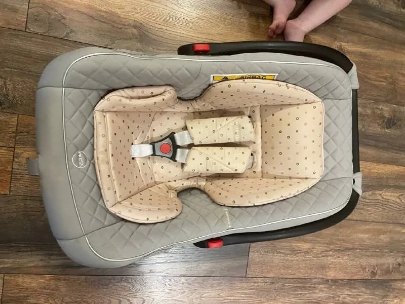 Skyler v2 happy baby. В подарок рюкзак переноска кенгуру chicco. 120 лари в Сабуртало. — Тбилиси — 120 ₾
