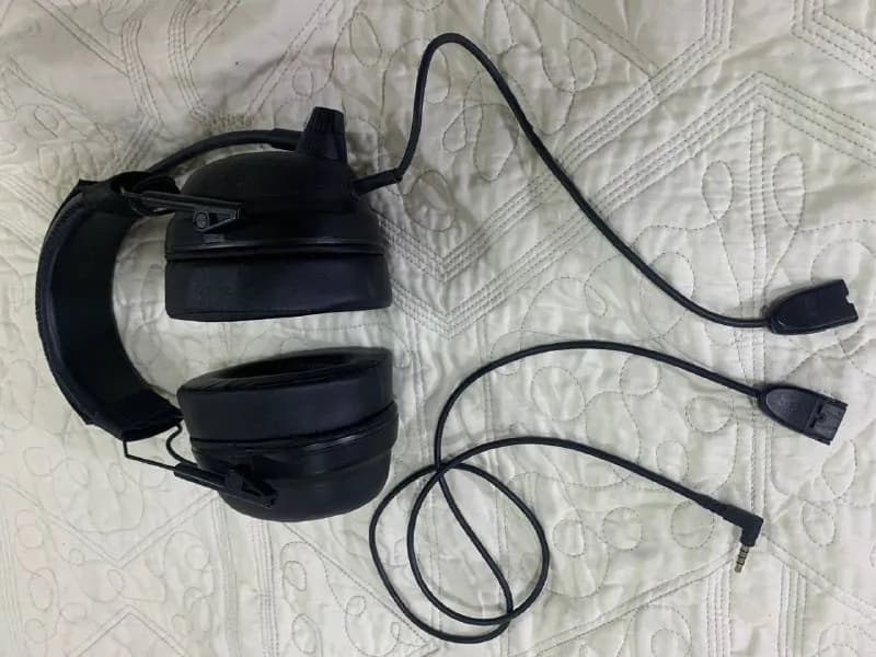 Plantronics RIG Gamecom Commander, для прослушки шагов в шутерах, с физическими динамиками, по 6ть с — Тбилиси
