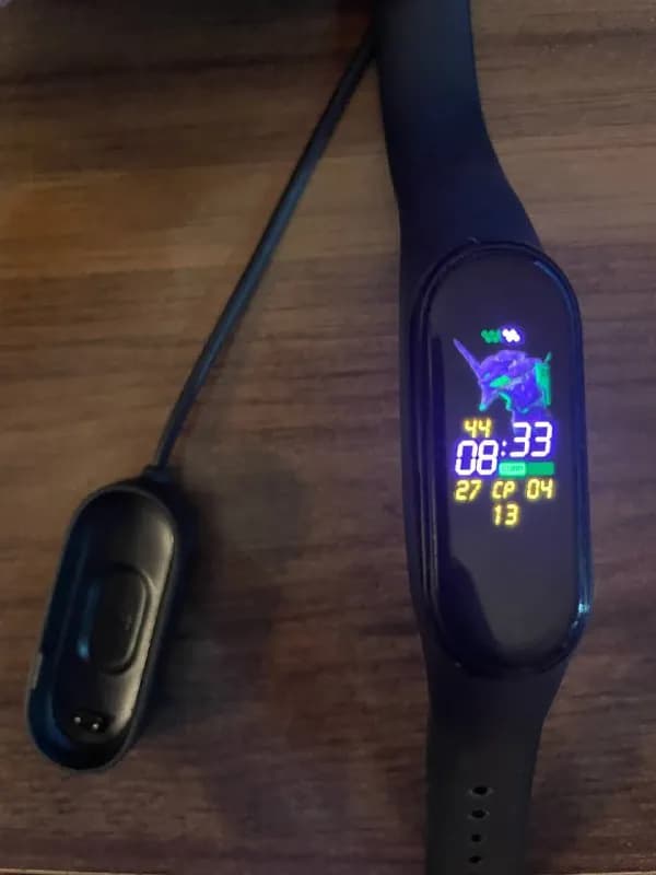 Xiaomi MiBand (Mi Band) 4 с зарядкой — 20 лари — Тбилиси — 20 ₾