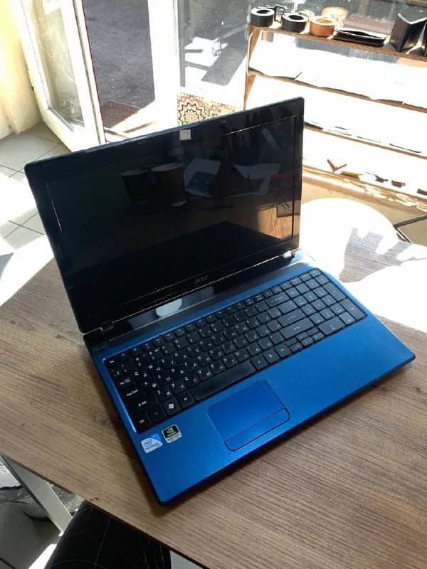 Acer Aspire 5750: — Тбилиси — 300 ₾