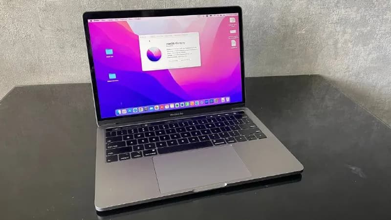 2 MacBook Pro 2018 года выпуска на 13.3 и 15.4 дюйма с TouchBar. — Тбилиси — 1 950 ₾