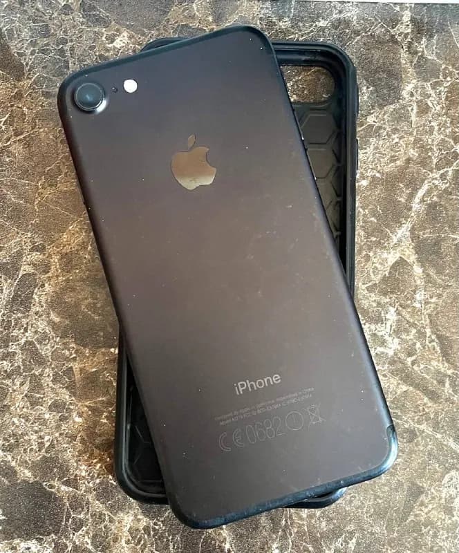iPhone 7 32gb black — Тбилиси — 280 ₾