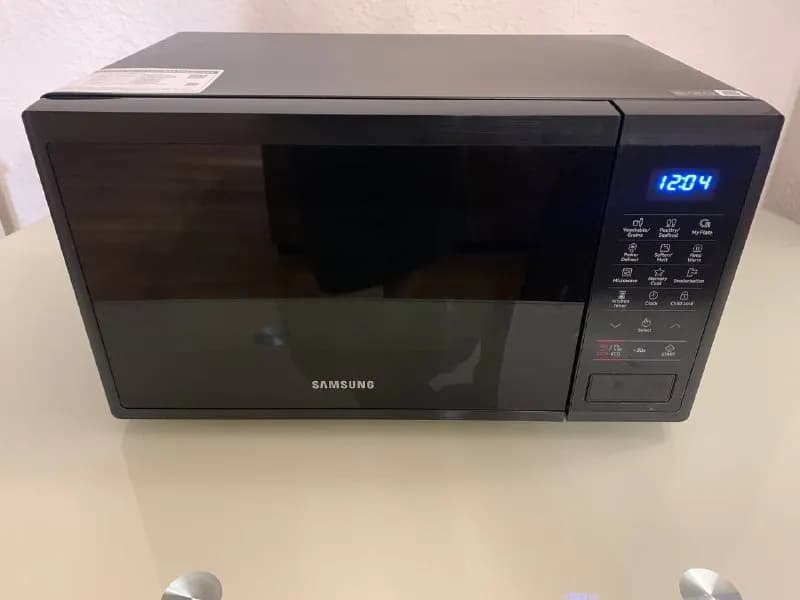 Samsung MW5100J — 260 ₾ (покупала за 360), — Тбилиси — 260 ₾