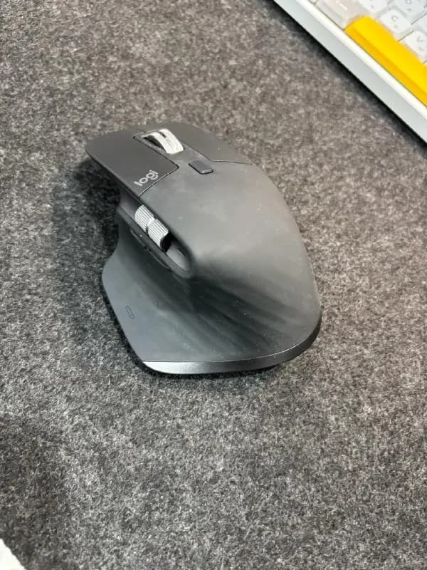 Logitech MX Master 3S (Graphite) — хорошее состояние — Батуми — 100 ₾