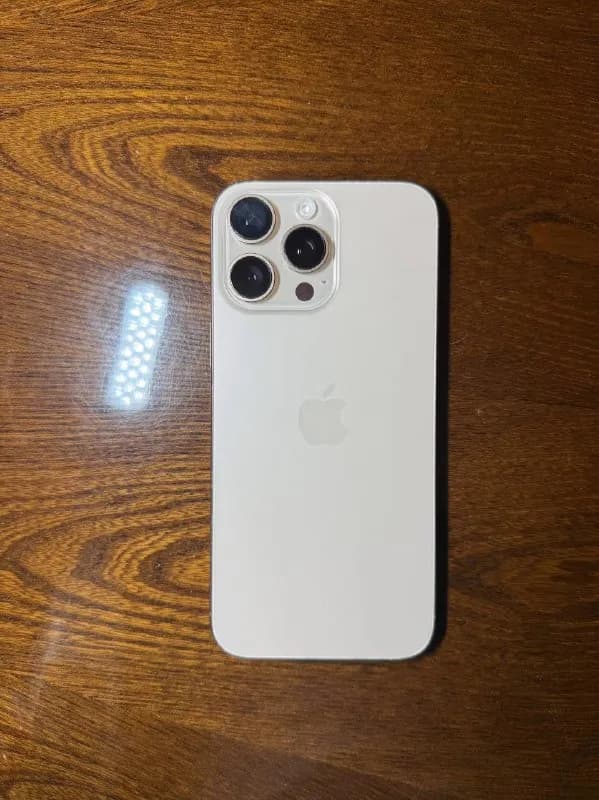 iPhone 16 Pro Max 1 ТБ, аккумулятор 92%, телефон в идеальном состоянии, без сколов и царапин, цена 4 — Батуми — 4 200 ₾