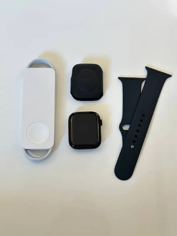 Apple Watch 8 45 mm Starlight — Тбилиси — 850 ₾