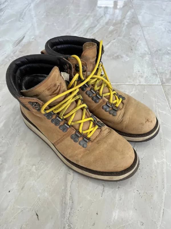 Abington На мембране gore-tex. То есть водонепроницаемые и при этом выводящие влагу/дышащие. — Тбилиси — 90 ₾