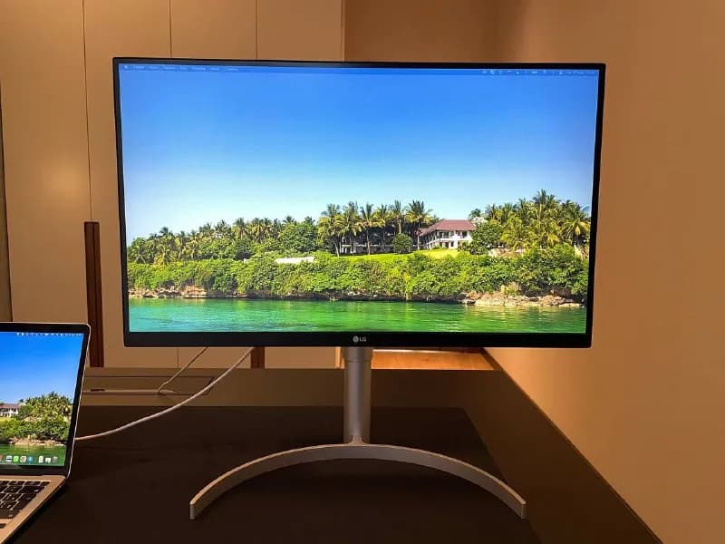 LG 27UL850-W — Тбилиси — 300 ₾