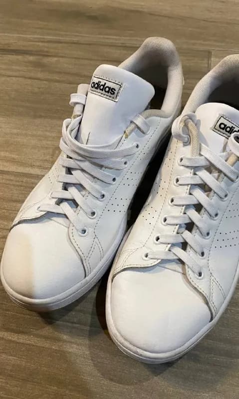 Adidas оригинал, надевались 2-3 раза, в идеале! 43 размер — Тбилиси — 90 ₾