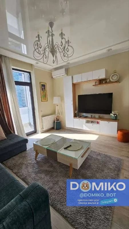 1+1, 22 этаж, 40 кв/м — Батуми — 600 $