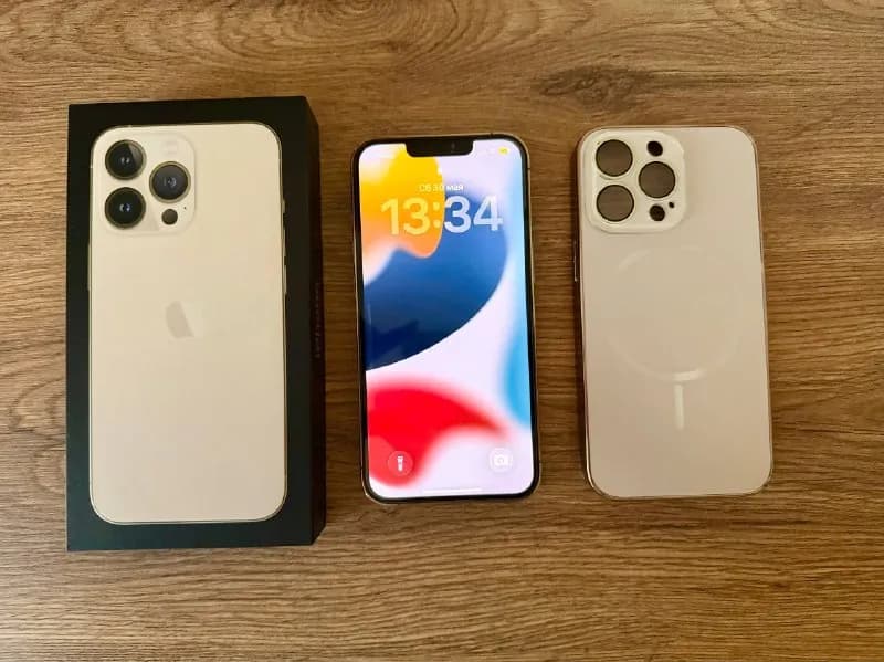 iPhone 13 Pro Gold 256 гб Sim+Esim — Тбилиси — 950 ₾