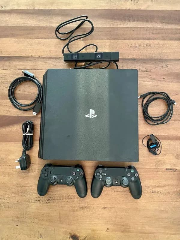 PS4 slim 500gb + 2 контроллера + камера — 500gel (фото не мое, но комплектация та же) — Тбилиси — 500 ₾