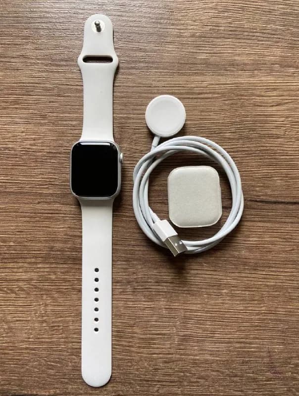 Apple Watch 8 41 mm — Тбилиси — 800 ₾
