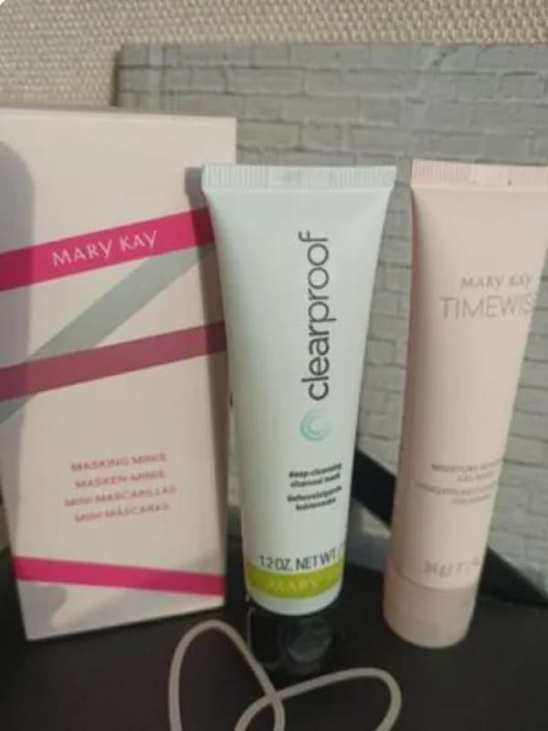 Mary Kay (увлажняющая маска-гель: насыщает клетки кожи влагой и кислородом, успокоением и питает ко — Тбилиси — 60 ₾