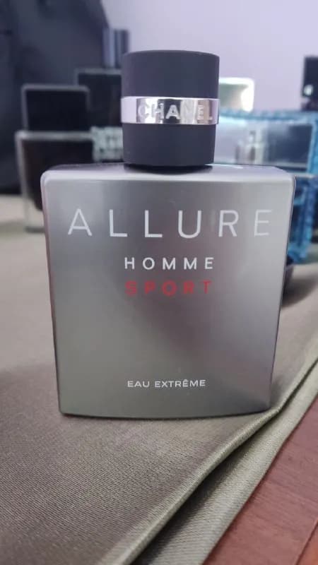 Chanel — Allure Homme sport eau Extreme. 50 ml (без нескольких распылений). Покупался в Lutecia. 300 — Тбилиси — 300 ₾
