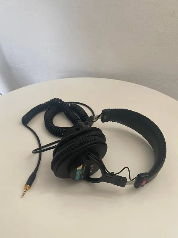 1) Audio-technica ath-ckr7tw: — Тбилиси — 280 ₾