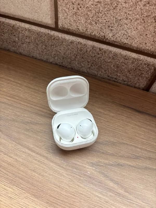 Samsung Galaxy Buds pro 2 — Батуми — 80 ₾