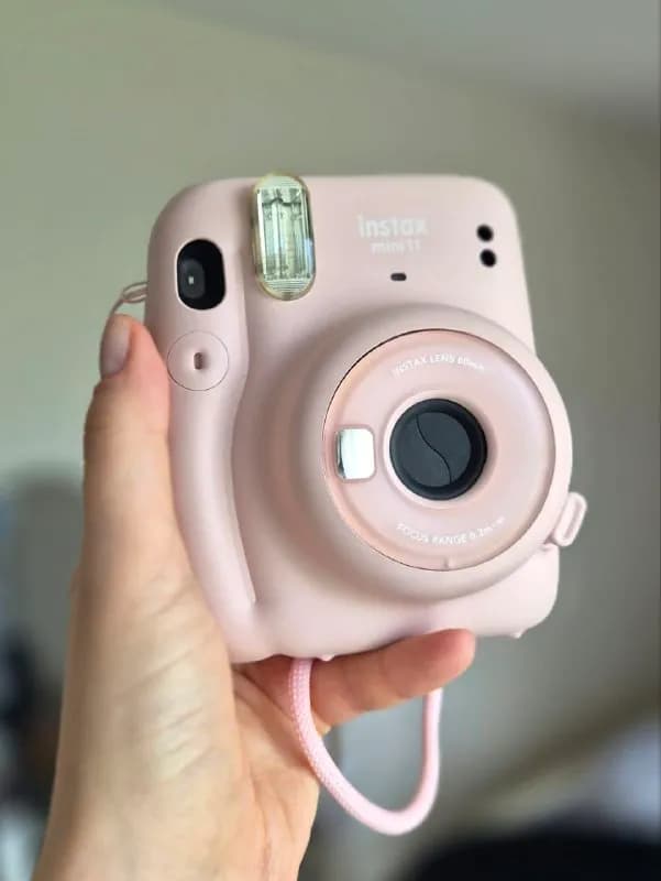 Fujifilm Instax Mini 11 (розовая) — Тбилиси — 130 ₾