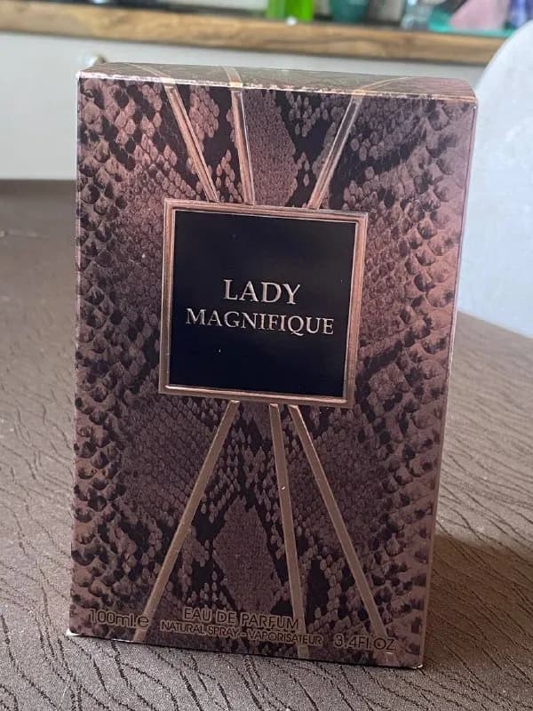 Lady Magnifique. — Тбилиси — 70 ₾