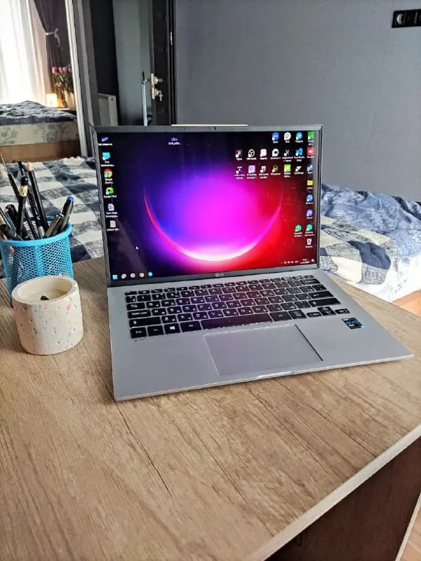 LG Gram 14Z90P-G, купленный в феврале 2022 года. Ноутбук в идеальном состоянии, использовался аккура — Тбилиси — 1 500 ₾
