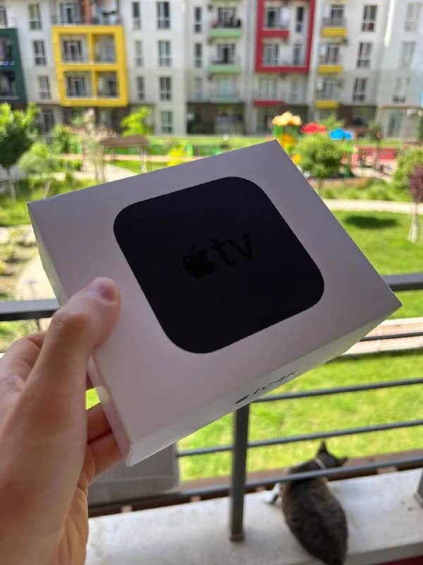 Apple TV 4k, как новая, полный комплект — Тбилиси