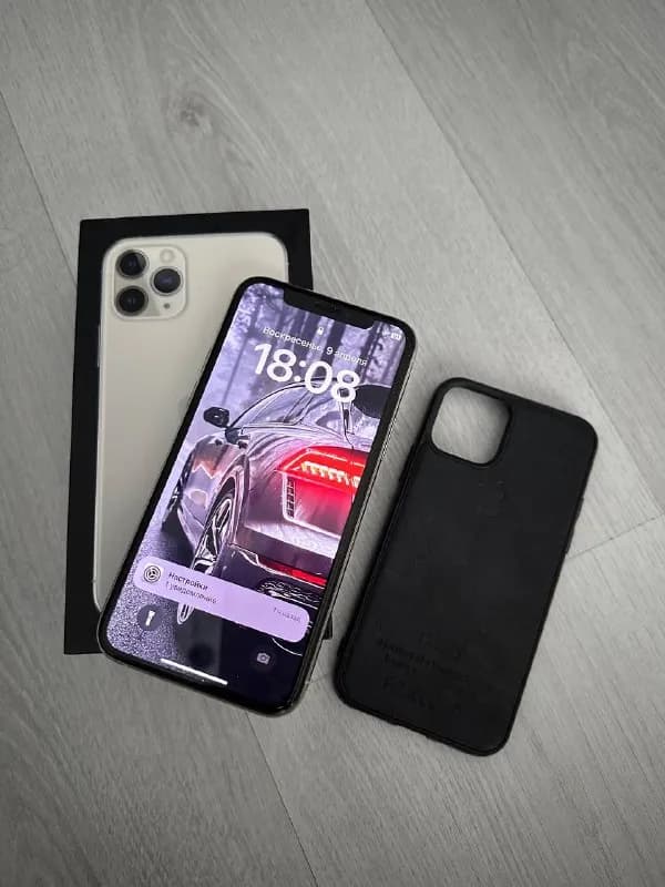 iphone 11 Pro в идеальном состоянии, коробка, зарядка оригинал, чехол кожа, батарея 87% любые провер — Тбилиси — 1 200 ₾