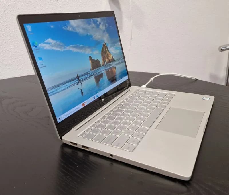Xiaomi Notebook Air 13 i5 8Gb 256G Из недоста — Тбилиси — 430 $
