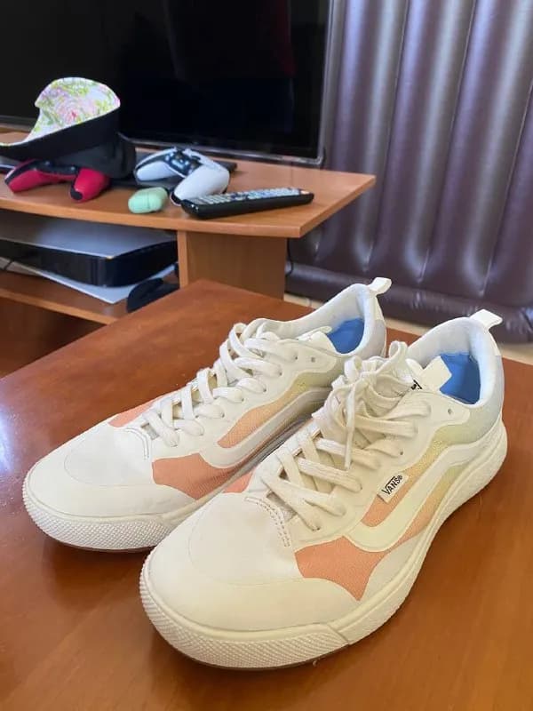 Vans UltraRange™ EXO — Тбилиси — 120 ₾