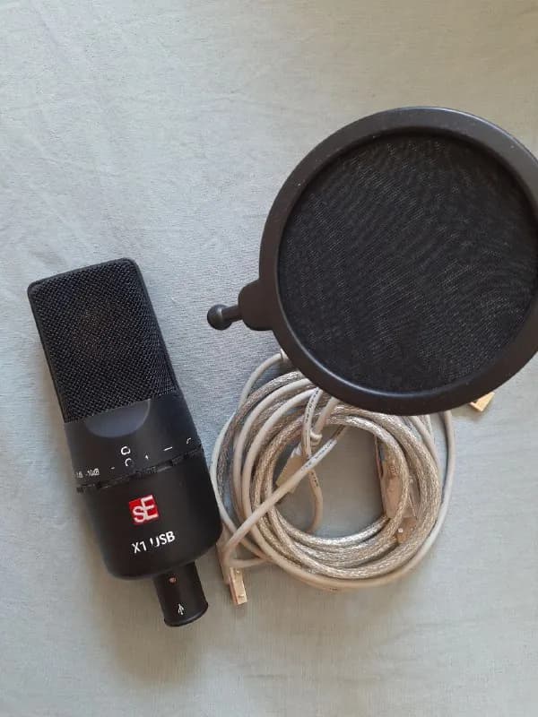 USB микрофон, уровень собственных шумов сравним с XLR. То есть это реально хороший студийник, которы — Тбилиси