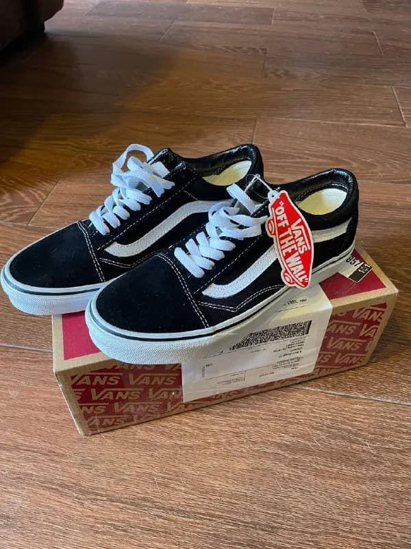 Vans. — Тбилиси — 230 ₾