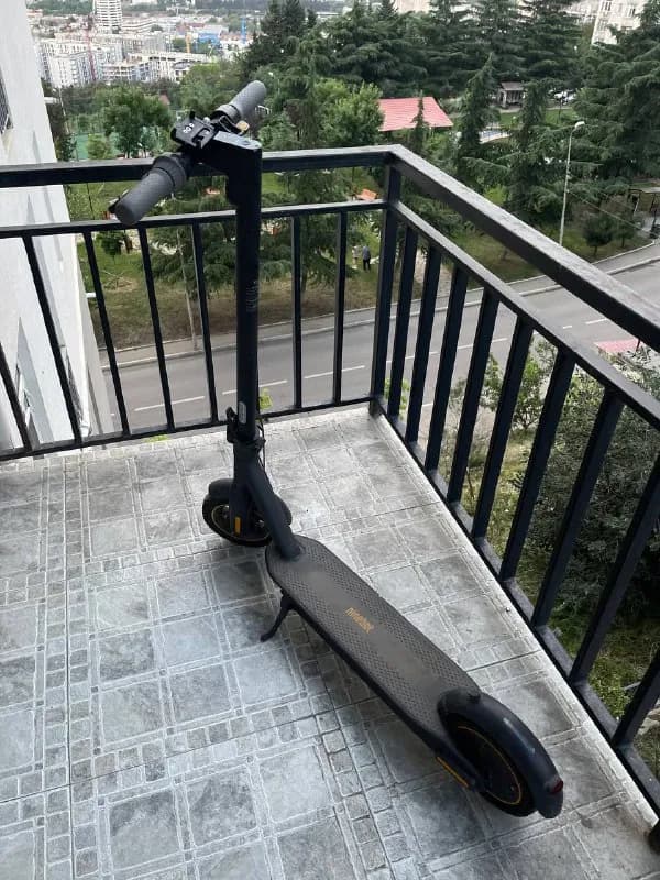 Ninebot Kickscooter Max G30 — Тбилиси — 1 500 ₾