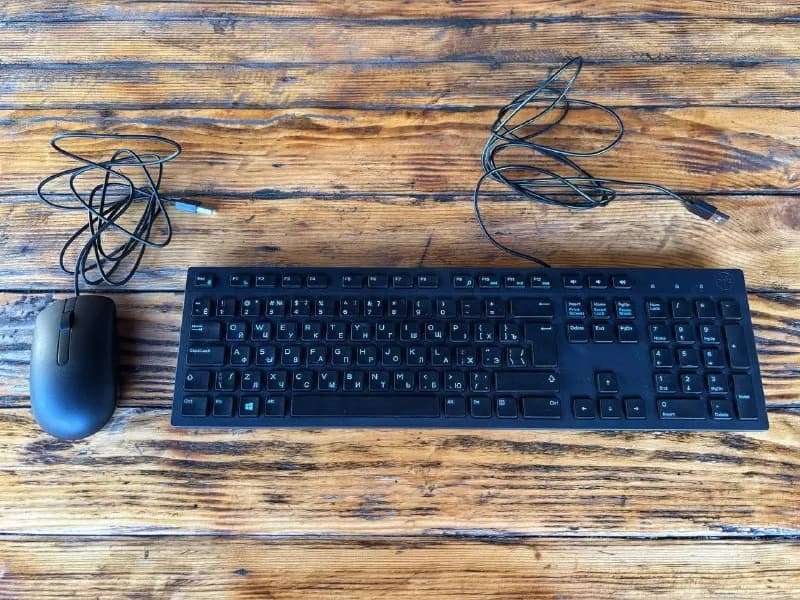 Dell — Батуми — 50 ₾
