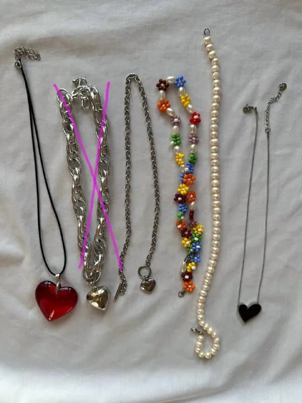 1) сердце красное, 15 лари — Тбилиси — 15 ₾
