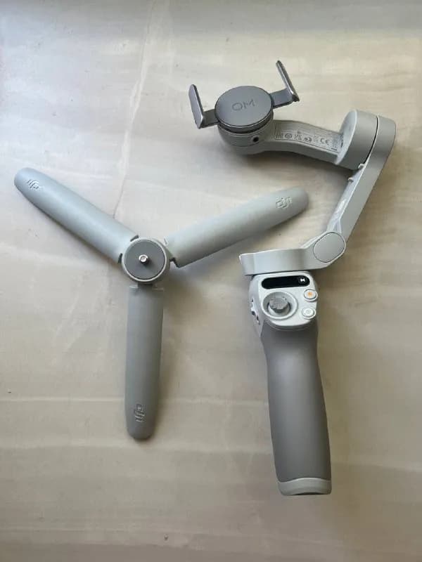 DJI OSMO Mobile. — Тбилиси — 300 ₾