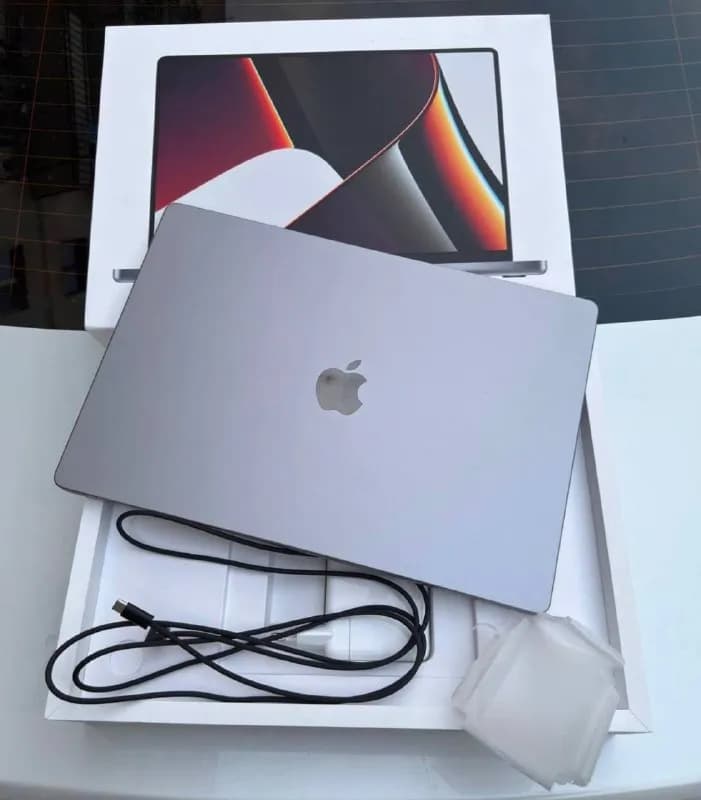 MacBook Pro M1 Pro Chip 16 дюймов 2021 года, 16 ГБ, 512 ГБ SSD. В идеальном состоянии. В комплекте к — Тбилиси