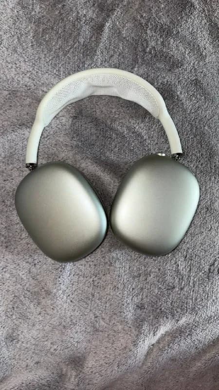 airpods max lightning green — Тбилиси — 900 ₾