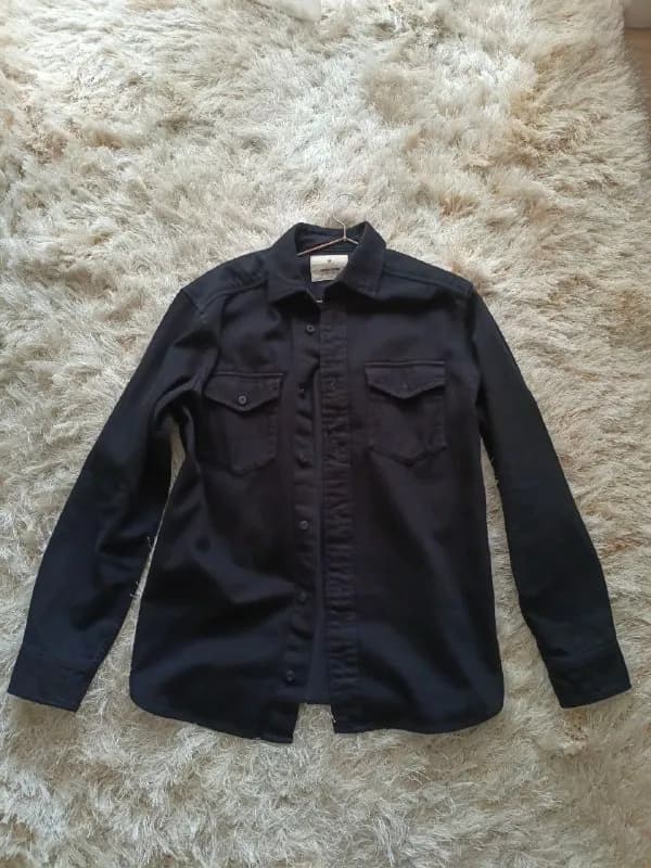 overshirt Jack & Jones Premium размер Meduim (подходит на Large). Отличное состояние, 120 GEL, торг. — Батуми — 120 ₾
