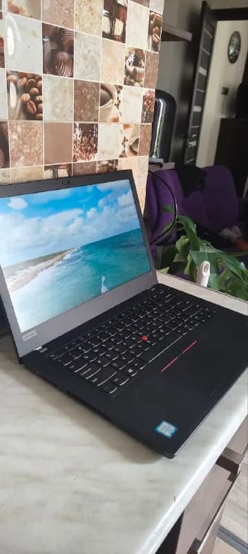 Lenovo Thinkpad T 480, 16g/256 gb состояние отличное. Экран 14. Две батрейки. Оба хорошие. В компл — Батуми — 680 ₾
