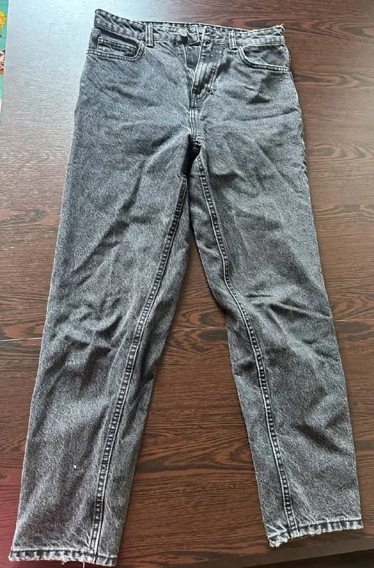 Zara, размер 36. 10 лари, район Батуми молла — Батуми — 36 ₾