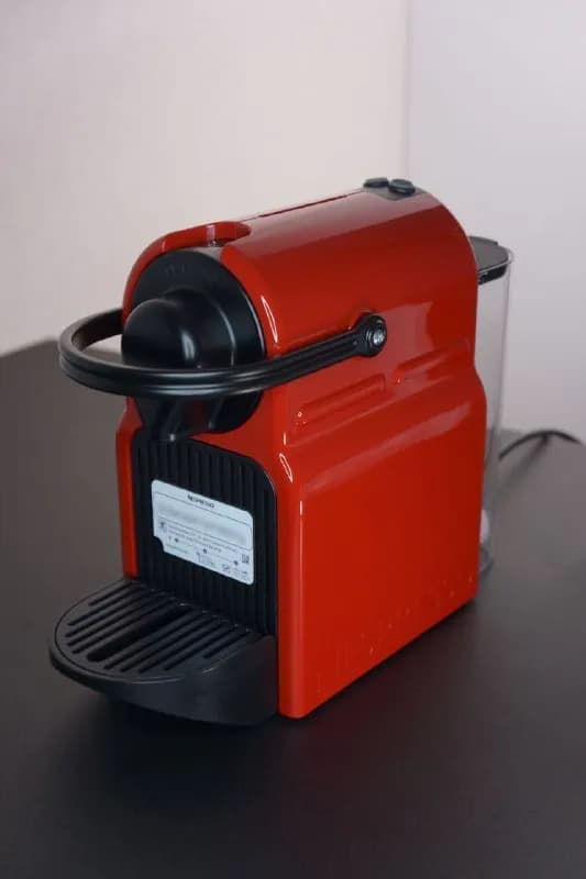 Капсульная кофемашина Nespresso Inissia — Тбилиси — 350 ₾