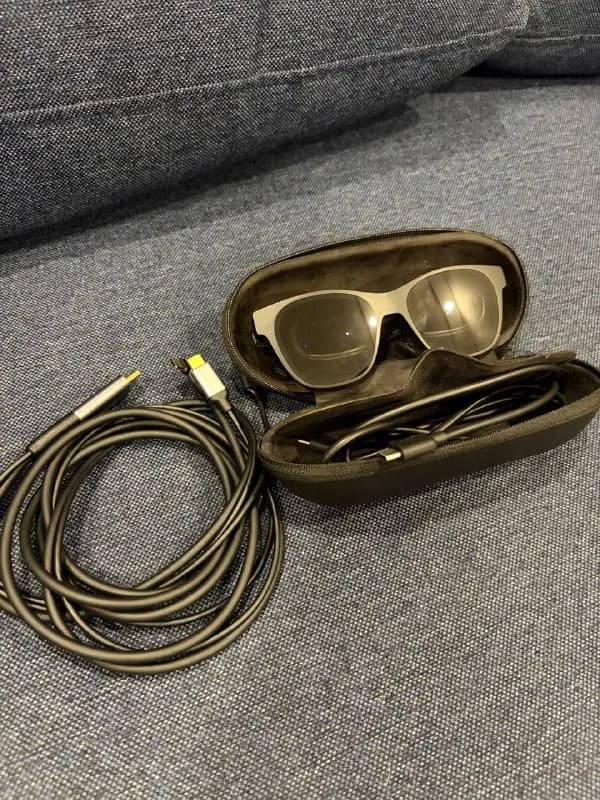 SONY WH1000xm5 серые. В идеальном состоянии, пользовался очень мало. Полный комплект. — Батуми — 700 ₾