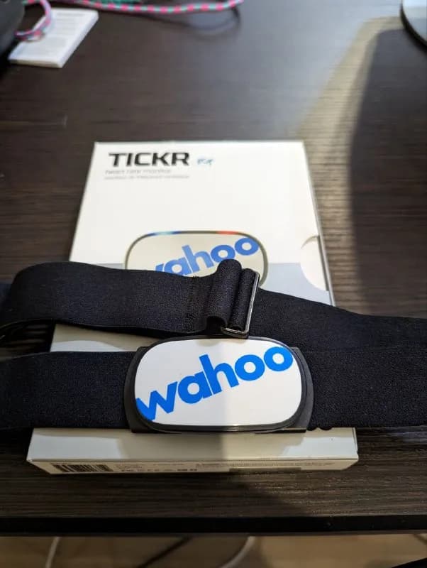 heart rate monitor) wahoo tickr, покупал на замену потерянному polar h10, использовал несколько раз, — Тбилиси — 110 ₾