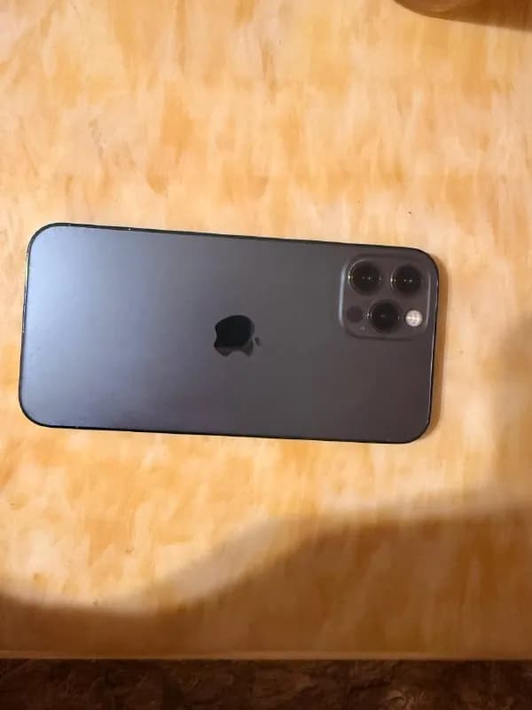 iPhone 12 Pro 🔥 — Батуми — 550 ₾
