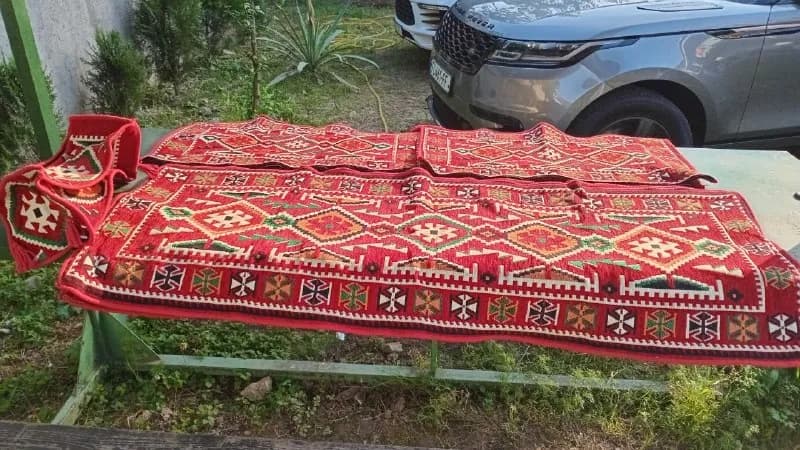 250ლარი ვაწოდებთ ფოსტითაც — Батуми
