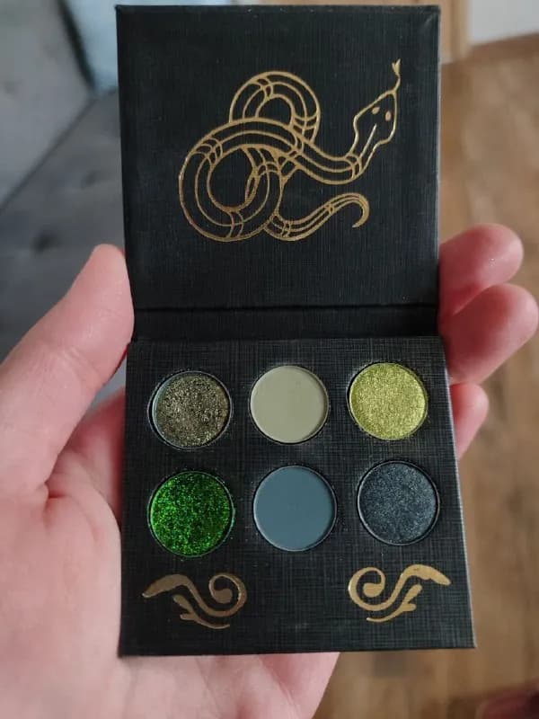 sigil inspired by Tammy Tanuka) Игривая травяная змейка, мини. Бу совсем мало, немного потерта крышк — Тбилиси — 150 ₾