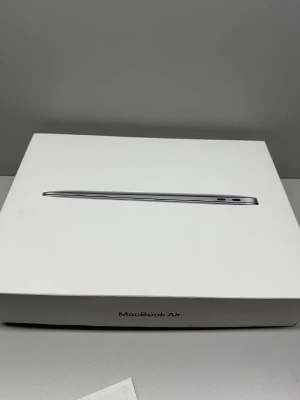 MacBook Air 13 2020 — Батуми — 1 250 ₾