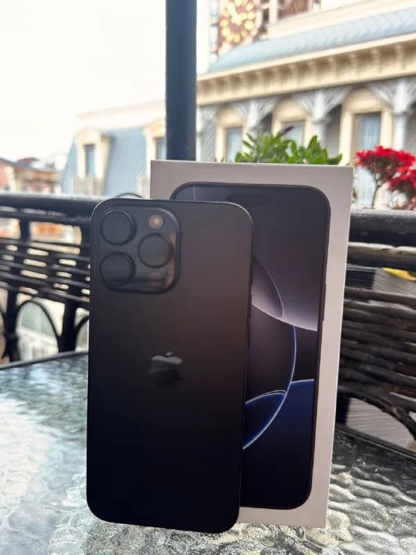 iPhone 16 Pro Max 256GB — Батуми — 2,600 ₾