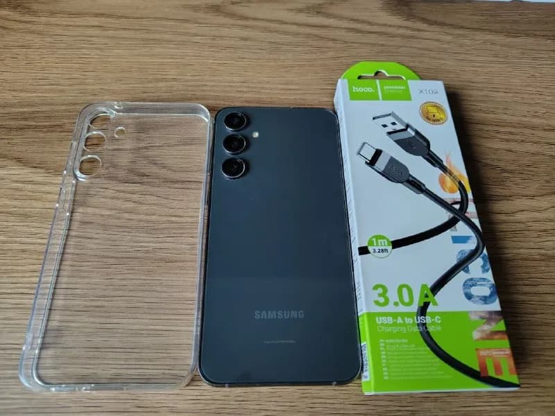 Samsung s 23 fe — Тбилиси — 650 ₾