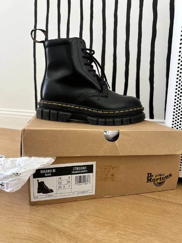 Dr. Martens Rikard 8I — Тбилиси — 450 ₾