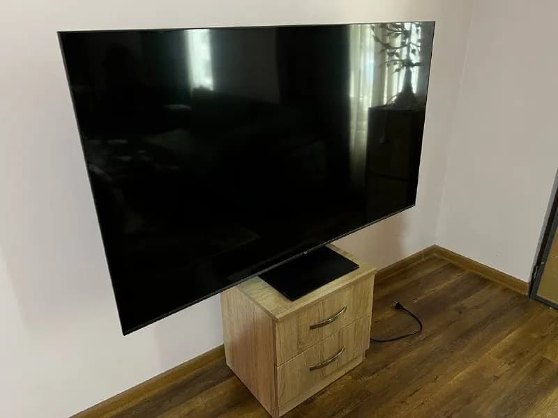 65ти дюймовый (диагональ 165 см!) 140ти герцовый Smart-TV TCL в идеальном состоянии и с действующей г — Тбилиси — 2 600 ₾